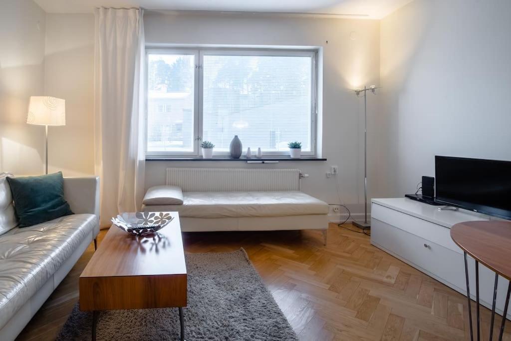 Stockholm Checkin Apartment Alvik Esterno foto